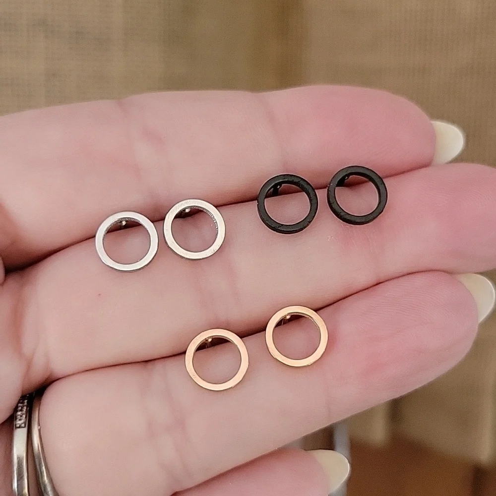 HOLLOW CIRCLE STUD EARRINGS, Choice of Color